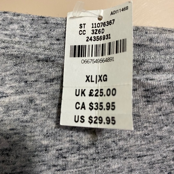 🔥New Victoria Secret Tee & Boy Friend Pant Set (Rare Limited Edition)🔥 - Picture 5 of 8